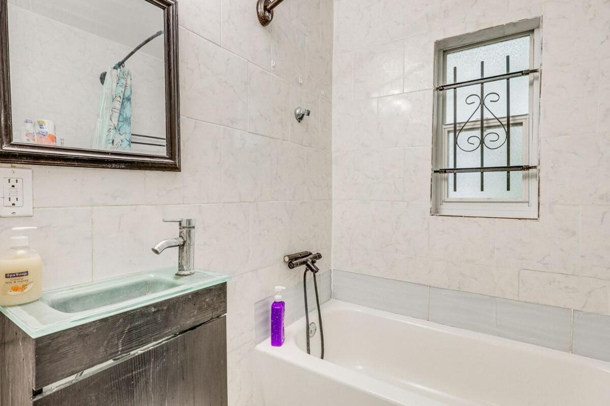 Large, Central, Lovely & Cozy 4Bed/2Bath - House By Everbank Stadium Jacksonville Esterno foto